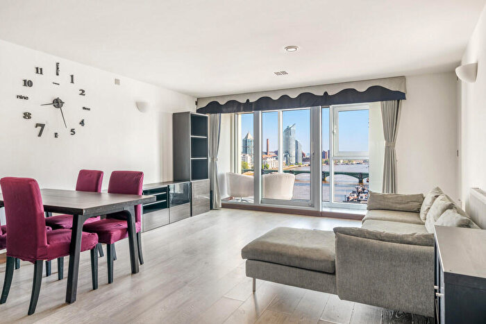 2 Bedroom Apartment To Rent In Bridges Court Road, Battersea, SW11