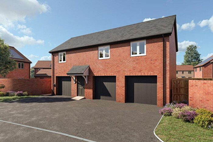 2 Bedroom Flat For Sale In Sutton Drive, Kettering, Northamptonshire, NN16