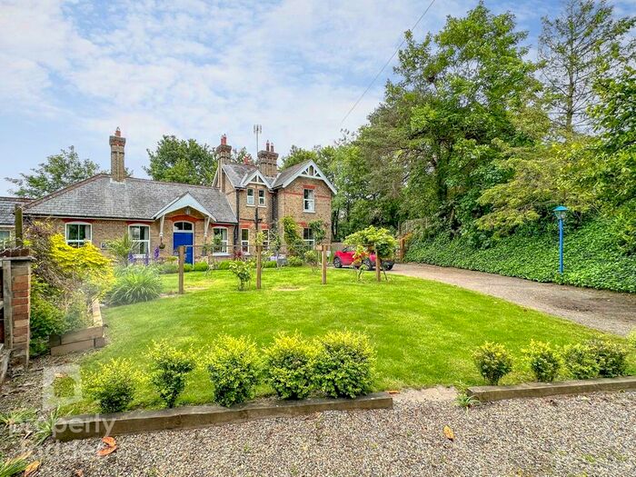 4 Bedroom House For Sale In Station Road, Coltishall, NR12