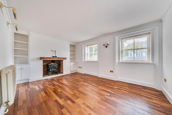 3 Bedroom Apartment For Sale In Shooters Hill Road, London, SE3