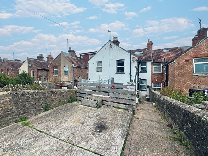 1 Bedroom Flat For Sale In Newfield Lane, Newhaven, BN9