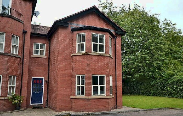 2 Bedroom Apartment To Rent In Cairncroft, Holme Road, Manchester, M20