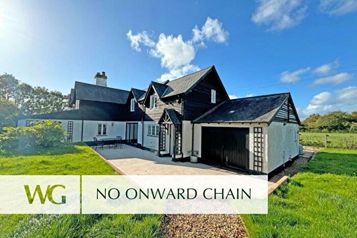 4 Bedroom Semi-Detached House For Sale In Clyst St. George, Devon, EX3