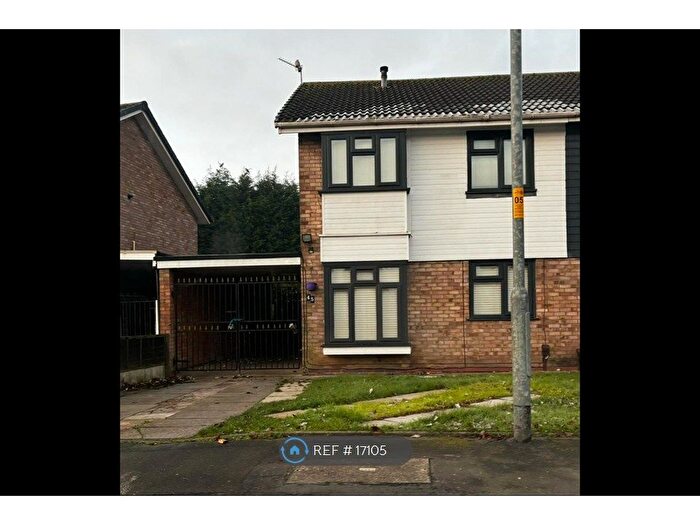 3 Bedroom Semi Detached House To Rent In Calstock Road, Willenhall, WV12