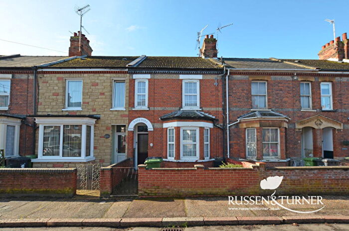 3 Bedroom Terraced House For Sale In Park Avenue, King's Lynn, PE30
