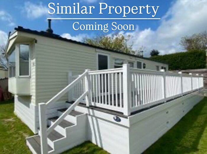 2 Bedroom Lodge For Sale In Two Bed Willerby Lodge, Capel Court Park, Capel-le-Ferne, Folkestone, Kent, CT18