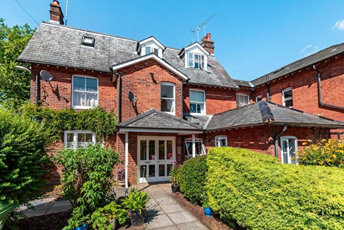 2 Bedroom Flat To Rent In North Walls, Benson Court, SO23