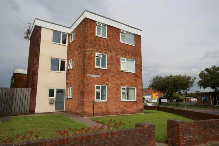 1 Bedroom Flat To Rent In Brierdene Court, Whitley Bay, Tyne And Wear, NE26