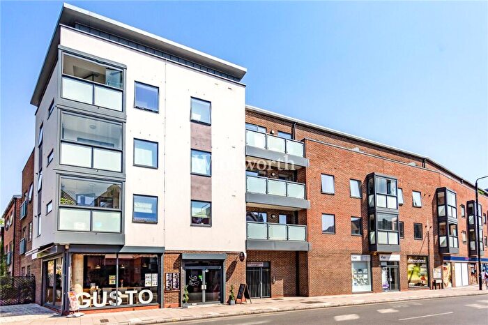 1 Bedroom Apartment To Rent In Strawbridge Court, West Green Road, London, N15