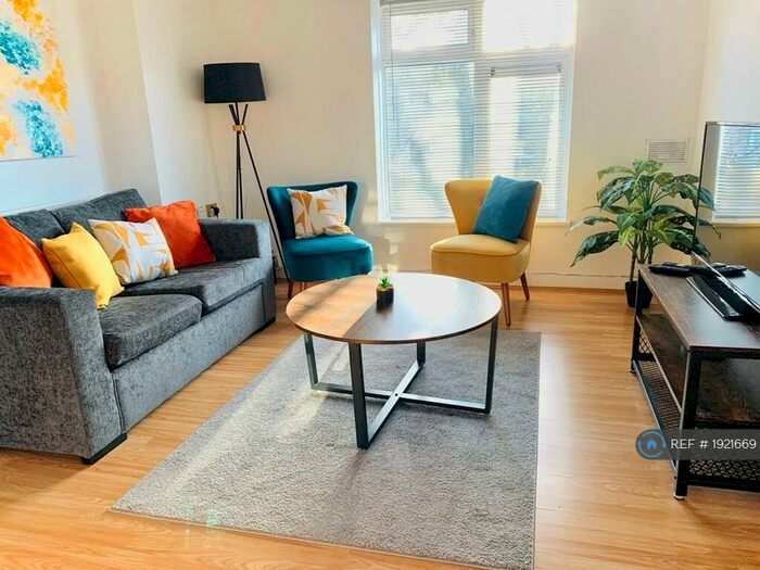 2 Bedroom Flat To Rent In Edgbaston, Birmingham, B5