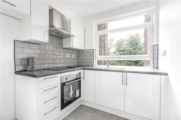 2 Bedroom Flat To Rent In Cheval Court, Upper Richmond Road, SW15