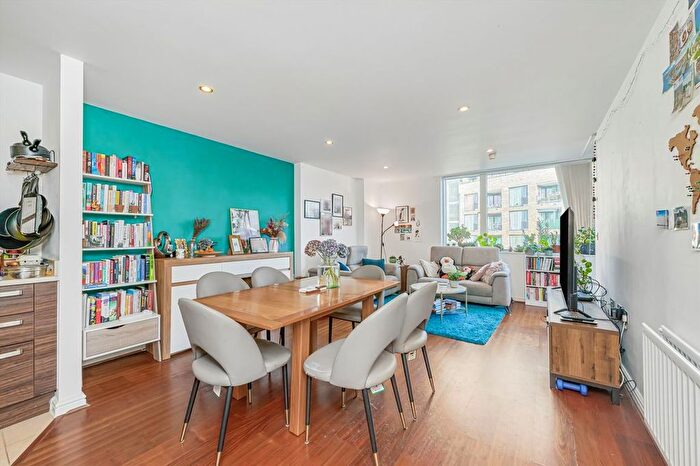 2 Bedroom Flat For Sale In Boundary Lane, Walworth, SE17