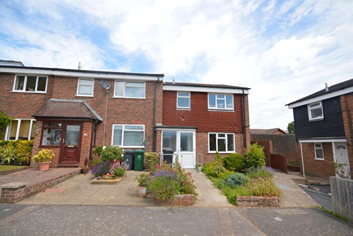 3 Bedroom End Of Terrace House To Rent In Park Rise, Petworth, GU28