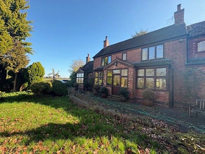 4 Bedroom Barn Conversion To Rent In Back Lane, Coventry, CV7