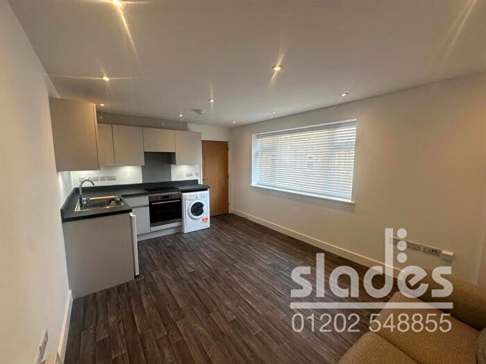 1 Bedroom Flat To Rent In Southbourne Lane East, Southbourne, BH6