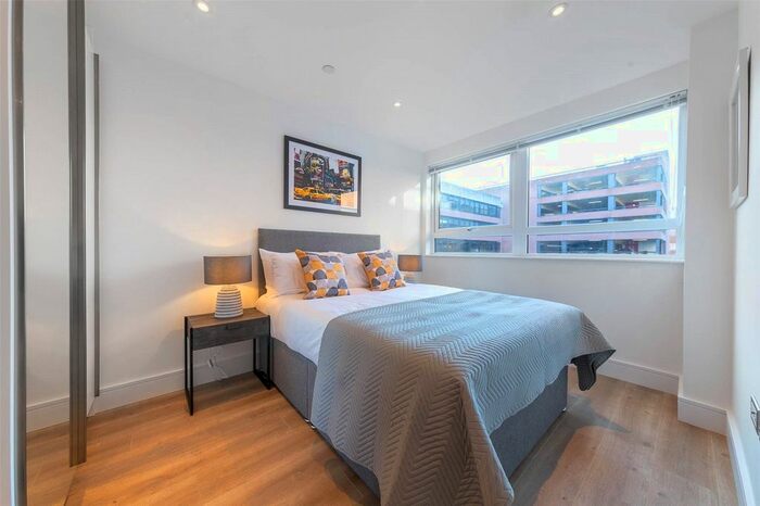 Studio To Rent In Wood Street, East Grinstead, West Sussex, RH19