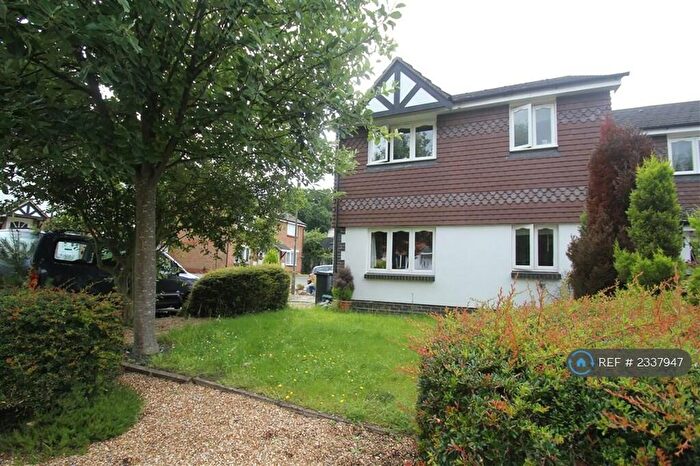 1 Bedroom End Of Terrace House To Rent In Haining Gardens, Mytchett, Camberley, GU16