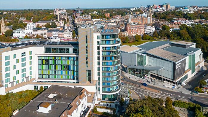 1 Bedroom Flat For Sale In Terrace Mount, Terrace Road, Bournemouth, BH2