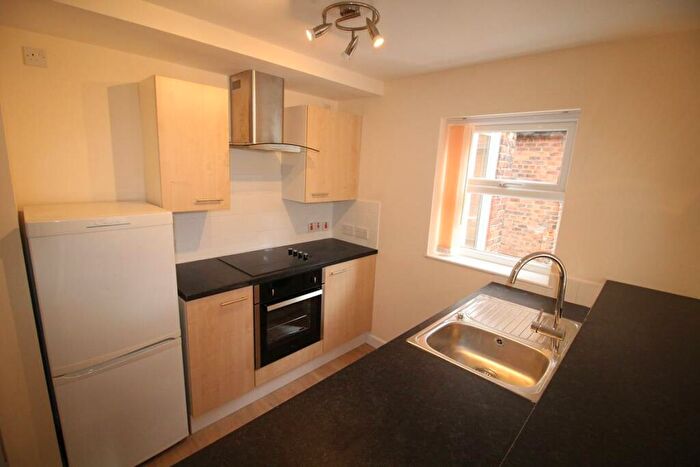 2 Bedroom Flat To Rent In Central Road, West Didsbury, M20