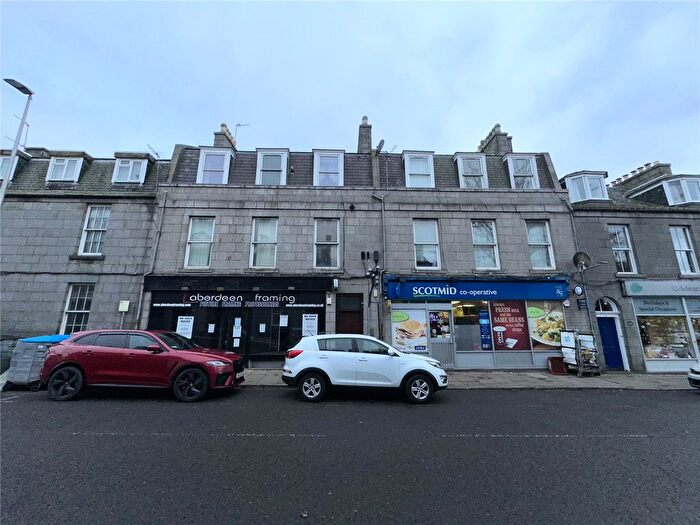 1 Bedroom Flat For Sale In Crown Street, Aberdeen, Aberdeenshire, AB11