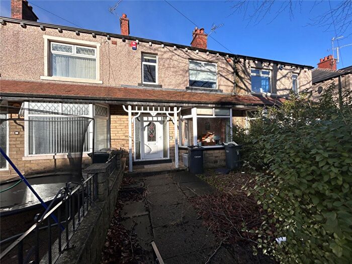3 Bedroom Terraced House For Sale In Briarwood Crescent, Bradford, West Yorkshire, BD6