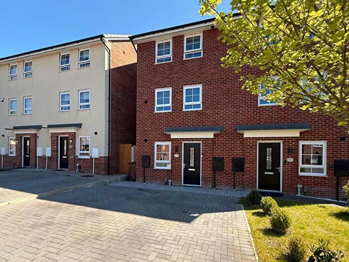 3 Bedroom Detached House For Sale In Stratford Drive, Prescot, Merseyside, L34