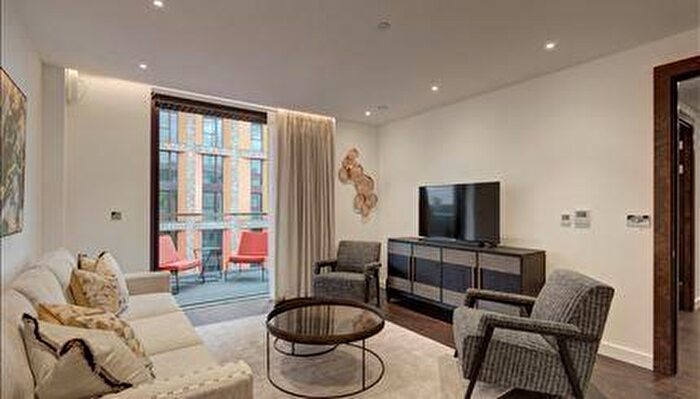 3 Bedroom Flat To Rent In Thornes House, Charles Clowes Walk, Nine Elms, London, SW11