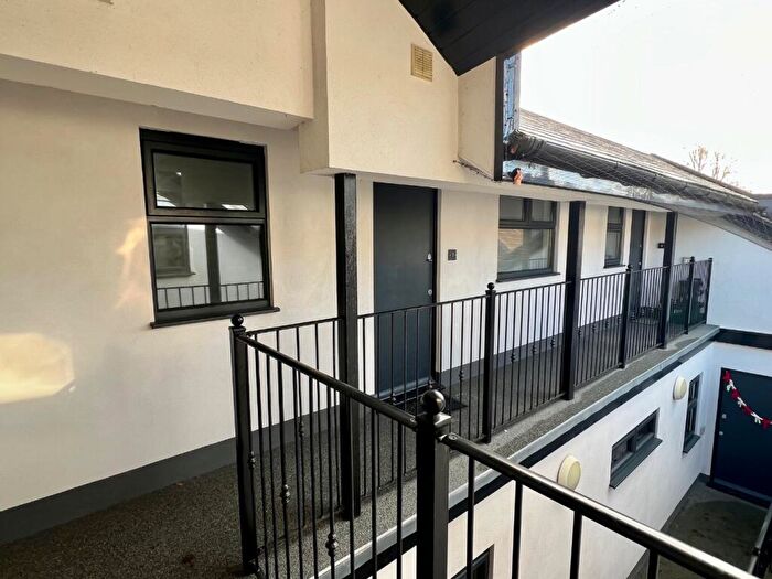 1 Bedroom Apartment To Rent In Midsomer Norton, Radstock, BA3