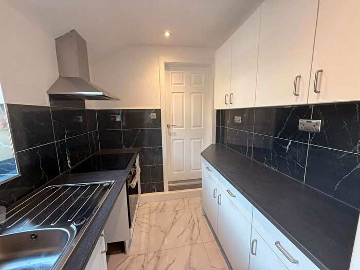 2 Bedroom Terraced House To Rent In Cross Row, Stanton Hill, NG17