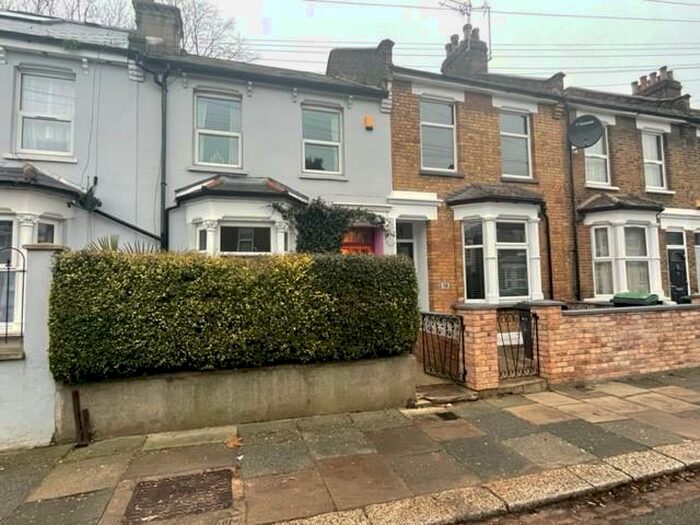 3 Bedroom Terraced House To Rent In Bruce Grove, London, N17