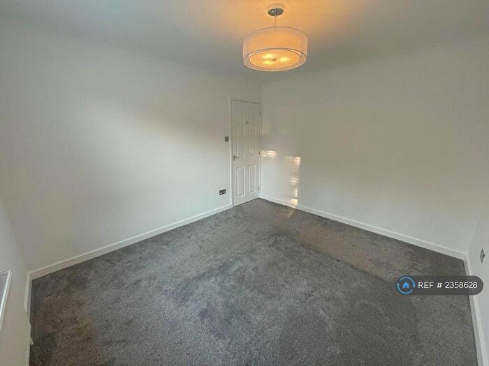 2 Bedroom Bungalow To Rent In Turnberry Drive, Woodhall Spa, LN10
