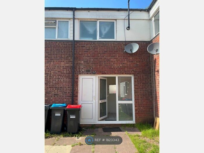 4 Bedroom Terraced House To Rent In Greenleys, Milton Keynes, MK12
