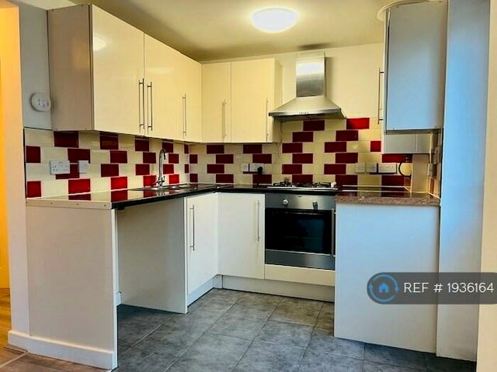 1 Bedroom Flat To Rent In Wimpson Lane, Southampton, SO16