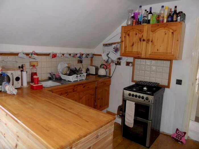 1 Bedroom Flat To Rent In Oliver Grove, South Norwood, SE25