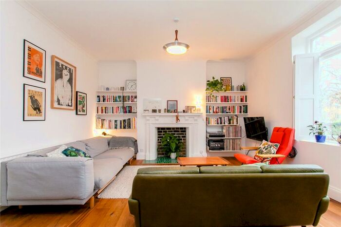 2 Bedroom Flat To Rent In Hillmarton Road, Islington, London, N7