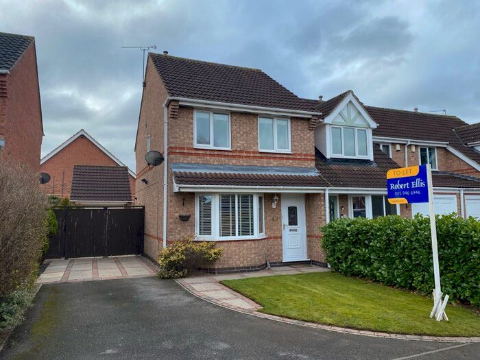 3 Bedroom Semi-Detached House To Rent In Shilling Way, Long Eaton, NG10
