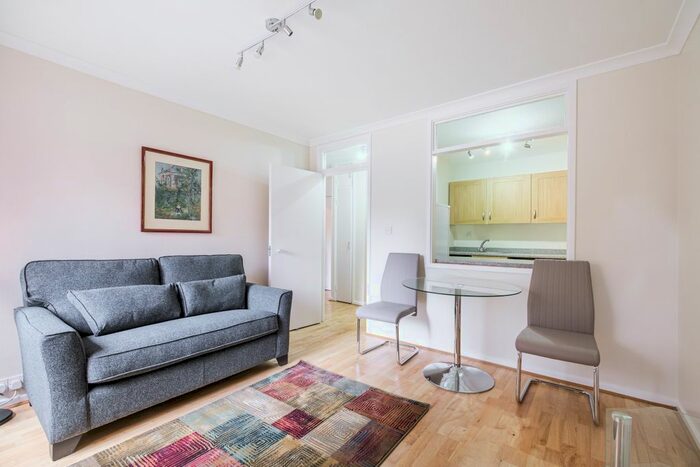 1 Bedroom Flat To Rent In Upper Thames Street, London, EC4V