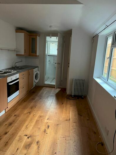 1 Bedroom Flat To Rent In Hart Road, Harlow, CM17