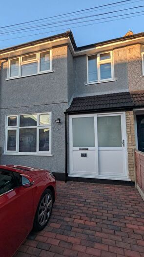3 Bedroom Terraced House To Rent In Orchard Road, Dagenham, RM10