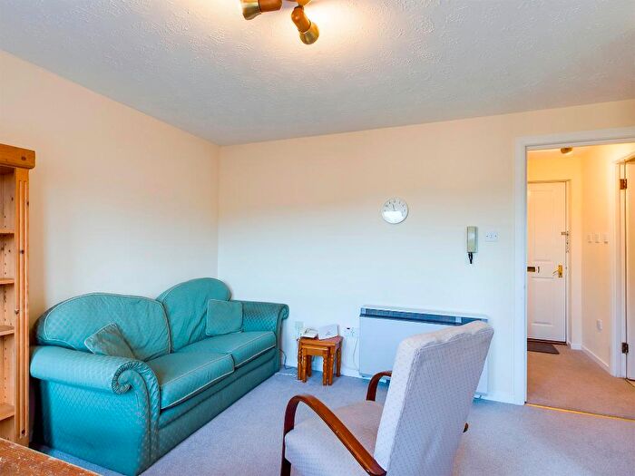 1 Bedroom Flat To Rent In Parkside Terrace, Edinburgh, EH16