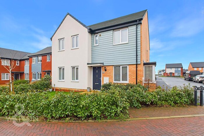 4 Bedroom Detached House For Sale In Dusty Miller Drive, Easton, Norwich, NR9