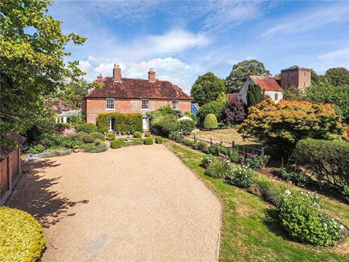 5 Bedroom Property For Sale In Pook Lane, East Lavant, PO18