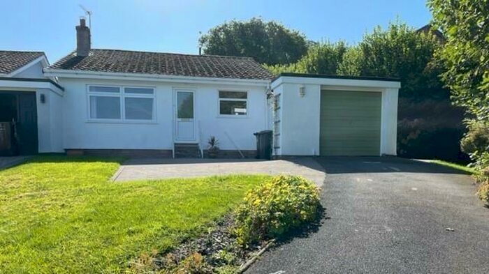 2 Bedroom Detached Bungalow For Sale In Maes Madog, Llanelian, Colwyn Bay, LL29
