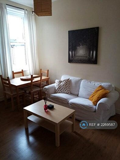 3 Bedroom Flat To Rent In Glenthorn Road, West Jesmond, NE2