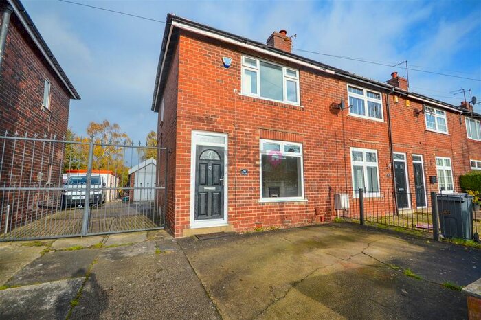 2 Bedroom End Of Terrace House To Rent In Willow Drive, Handsworth, S9