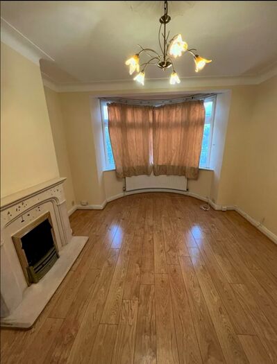 3 Bedroom Terraced House To Rent In Somerville Road, Romford, RM6