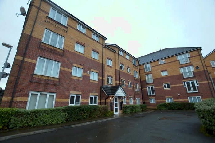 2 Bedroom Flat To Rent In Little Bolton Terrace, Salford, Manchester M5