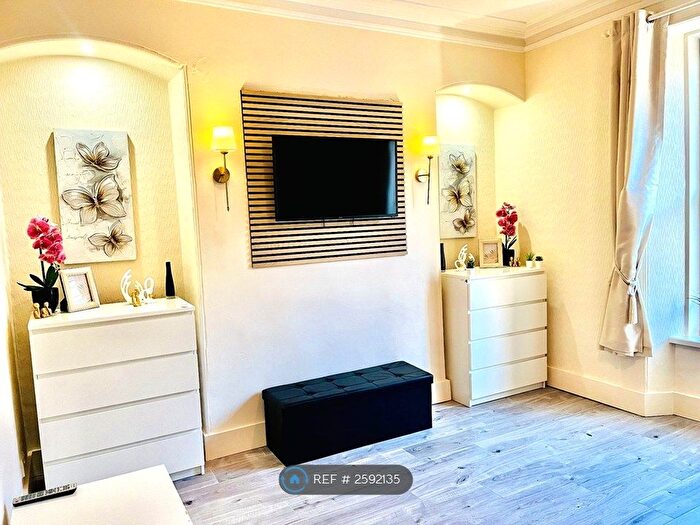 1 Bedroom Flat To Rent In Ashvale Place, Aberdeen, AB10