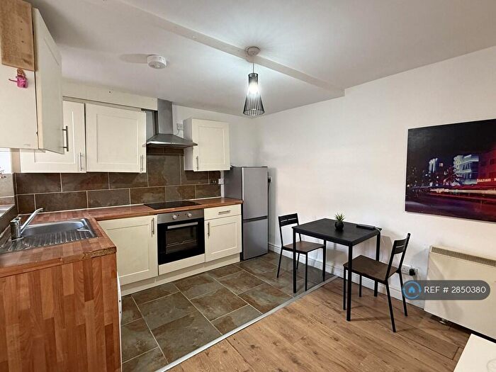 1 Bedroom Flat To Rent In Dartford Road, Leicester, LE2