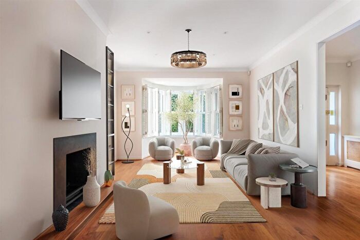 6 Bedroom Property To Rent In Gwendolen Avenue, Putney, London, SW15